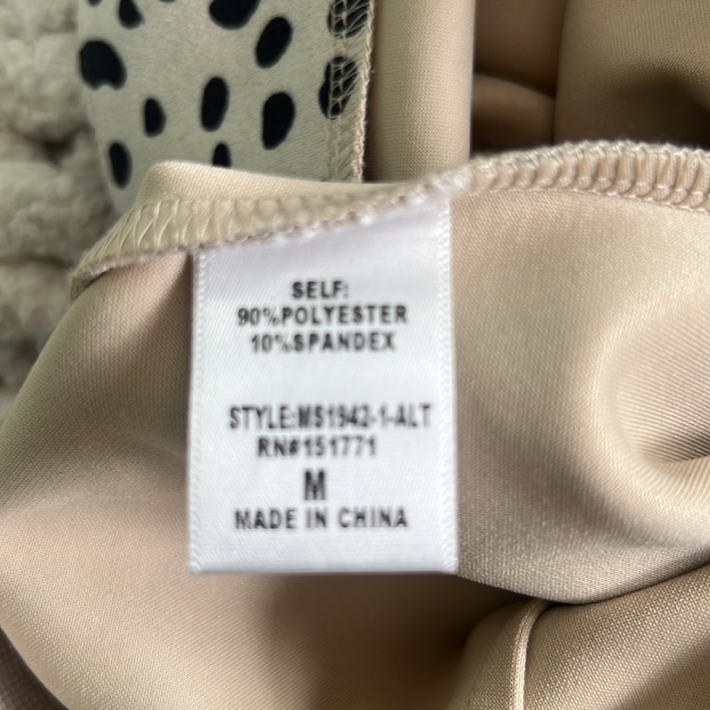 Black and Beige Polka Dot Skirt by Altered State Med - Picture 4 of 4